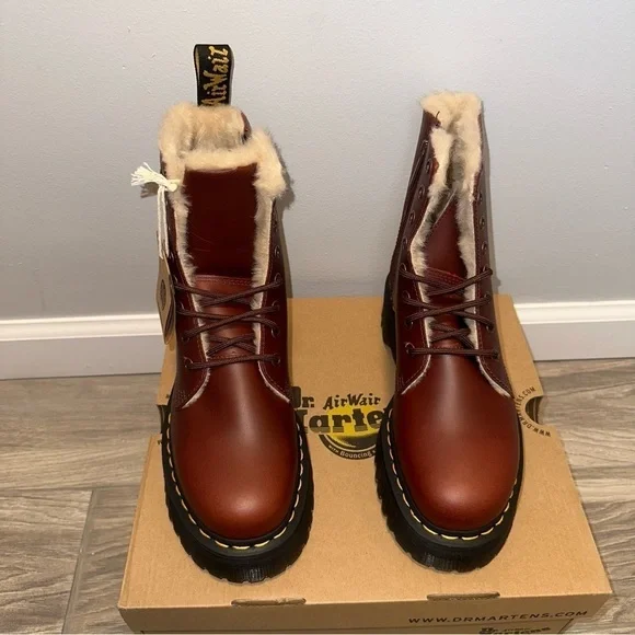 DR. MARTENS New Jadon Abruzzo Faux Fur Lined Lug Sole Combat Boot Size 8 NWT - Picture 3 of 7